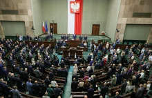 Protest mediów. Ostatnia szansa dla polskich mediów w walce z gigantami.