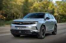 1115 km na jednym tankowaniu! Opel Grandland Plug-in Hybrid ma taki zasięg?