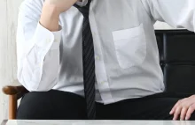 "Spakuj rzeczy, oddaj identyfikator i opuść budynek". W korporacjach zwalniają b