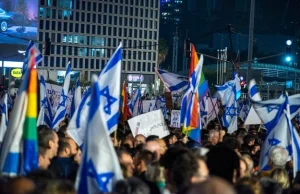 Coraz ostrzejsze protesty w Izraelu. Prezydent ostrzega przed wojną domową