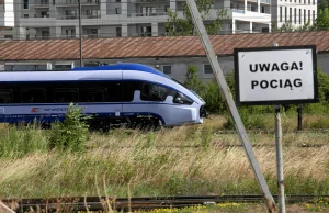 Morawiecki: ceny biletów pójdą w dół. Kryzysu na kolei ciąg dalszy