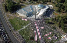 Warszawa okaże Białorusinom solidarność biało-czerwono-białymi ilumionacjami