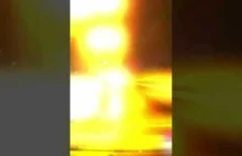 Celowe oślepianie kierowców.