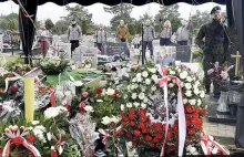Wojsko dało honorową asystę na kamrackim pogrzebie. Wojciech Olszański zza krat