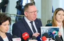 PiS zalał Sejm ustawami. Ponad 40 projektów