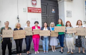 Barbarzyńskie prawo antyaborcyjne w Polsce.Życie i zdrowie kobiet jest zagrożone