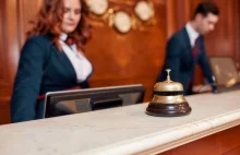 Jak się pracuje na recepcji w hotelu? Opowieści zatrudnionych zaskakują