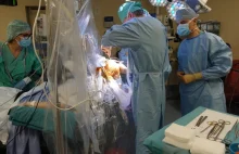 Poznański szpital wprowadza nowoczesną metodę leczenia choroby Parkinsona
