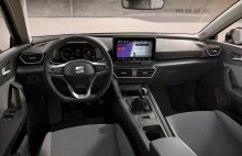 Europejski kompakt potaniał do 98 100 zł. Cztery cylindry i wirtualne zegary w s