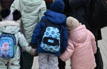 800 plus nie dla wszystkich Ukraińców. Dziecko musi chodzić do szkoły