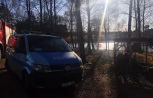 Jego psy "często uciekały". Myśliwy zastrzelił je i wyrzucił do jeziora