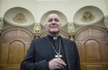 Arcybiskup Yorku: Słowa "Ojcze nasz" mogą być problematyczne - Wydarzenia w INTE