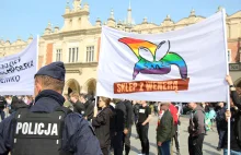 Marsz Równości w Krakowie. Policjanci nie dopuścili do konfrontacji przeciwników