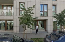 Salon sukien ślubnych szuka pracownika. Płaci... szpilkami celebrytki