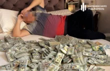 Śledztwo ujawniło kolejne 590 tys. dolarów na kontach dyrektorki Chmielnickiego