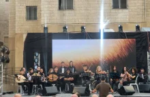 Grupa polskich uczniów ze szkoły muzycznej nie może opuścić Izraela