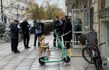 Płonąca butelka pod drzwiami PO! Zamach na siedzibę partii tuż obok Sejmu