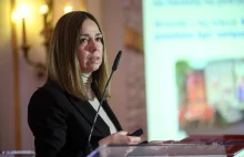 Kampania społeczno-edukacyjna W kobiecym interesie: Złoty OTIS z Diamentami