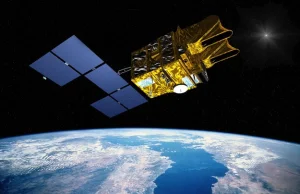 Szczątki ponad dwutonowego satelity uderzą w środę w Ziemię