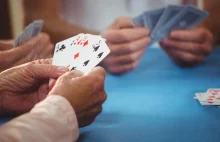 80-latkowie pobili się przy grze w karty w domu seniora