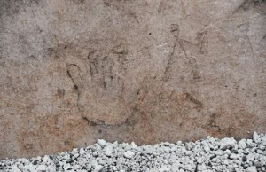 Walka gladiatorów na rysunku dziecka. Kolejne odkrycie w Pompejach