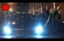 Kierowca tłumaczy że musi jechać pod prąd, bo to ulica jednokierunkowa.