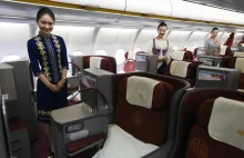 Chiny: Stewardesy, które przytyją nie zostaną wpuszczone na pokład samolotu
