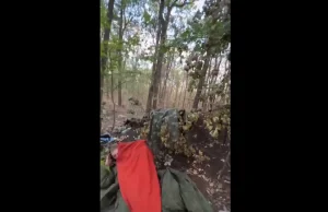 Budzenie rosyjskiego żołnierza który zasnął samotnie w lesie. My z Ukrainy!