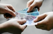 Projekt "bykowego" w Sejmie. Pensja skurczy się nawet o 1000 zł