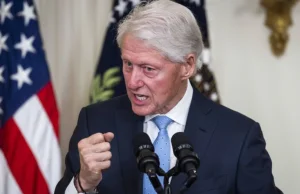 Bill Clinton: Żałuję, że namówiłem Ukrainę do oddania broni atomowej