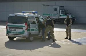 Polacy zatrzymani na poznańskim lotnisku