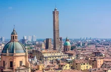 Włochy. Krzywa wieża w Bolonii grozi zawaleniem. Remont pochłonie miliony euro