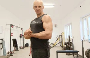 Trening bicepsów - YouTube