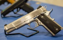 Oskarżają 118 osób w sprawie nielegalnego posiadania broni