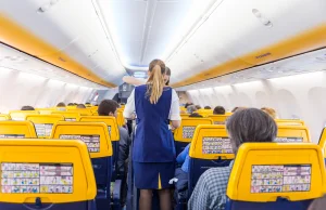Ryanair po cichu podnosi dodatkowe opłaty. Za co zapłacimy więcej?