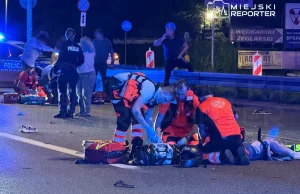 Czołowe zderzenie motocykla z autem na Wisłostradzie. Dwie osoby reanimowane w t