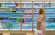 Udają wodę, oszukują konsumentów. Absurd w polskich sklepach