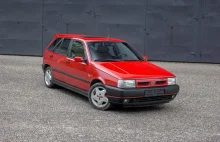 Unikatowy Fiat Tipo na sprzedaż. Nawet dziś robi wrażenie