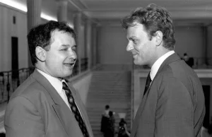 Poseł Konfederacji: Tusk i Kaczyński zasługują na jedną celę.