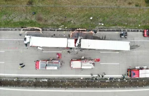 Tragiczny wypadek na niemieckiej autostradzie. Nie żyje Polak, dwóch innych jest