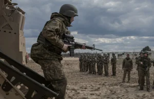 Osoby odmawiające służby wojskowej na Ukrainie spotykają się z wrogością