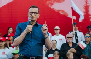 Morawiecki obiecał 10 tys. zł pensji. "Efekty uboczne" przemilczał