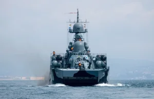 Eksperymentalny dron zaatakował rosyjski okręt rakietowy. "Znaczne uszkodzenia"