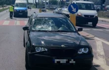 19-latka w BMW potrąciła na pasach dwoje dzieci.