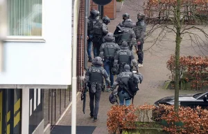 Holandia. Zakładnicy w barze, trwa akcja policji w centrum. Ewakuowano 150 domów
