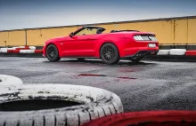 5 minut z... Ford Mustang GT Convertible