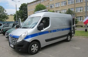 Strażnik więzienny z Prusic nie żyje. Wcześniej zastrzelił swoje dzieci,