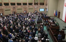 Zmiany w sposobie głosowania. Sejm przyjął nowe przepisy w Kodeksie wyborczym