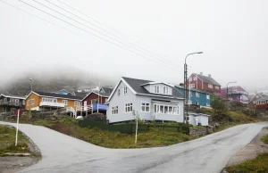 Grenlandia już nie będzie zmieniać czasu i pozostanie przy czasie letnim