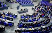 Bundestag za pomnikiem polskich ofiar. AfD przeciw lub wstrzymuje się od głosu
